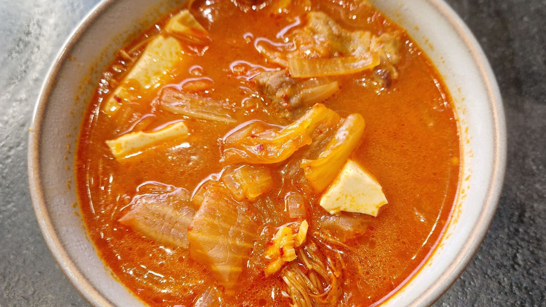 Photo Kimchi Jjigae (soupe au kimchi)