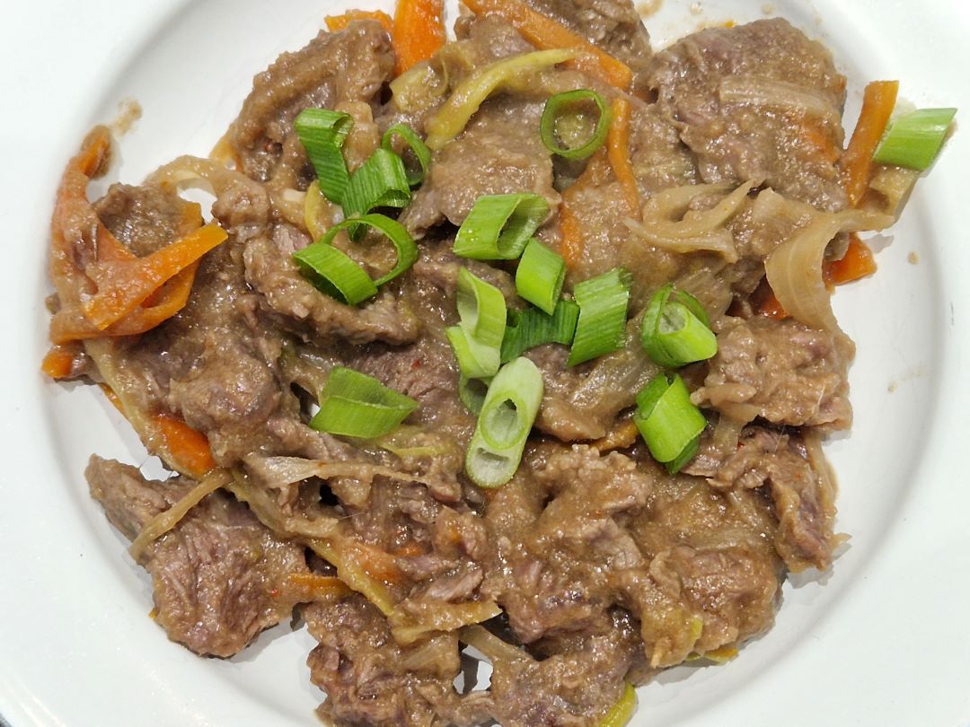 Photo du plat de bulgogi de boeuf